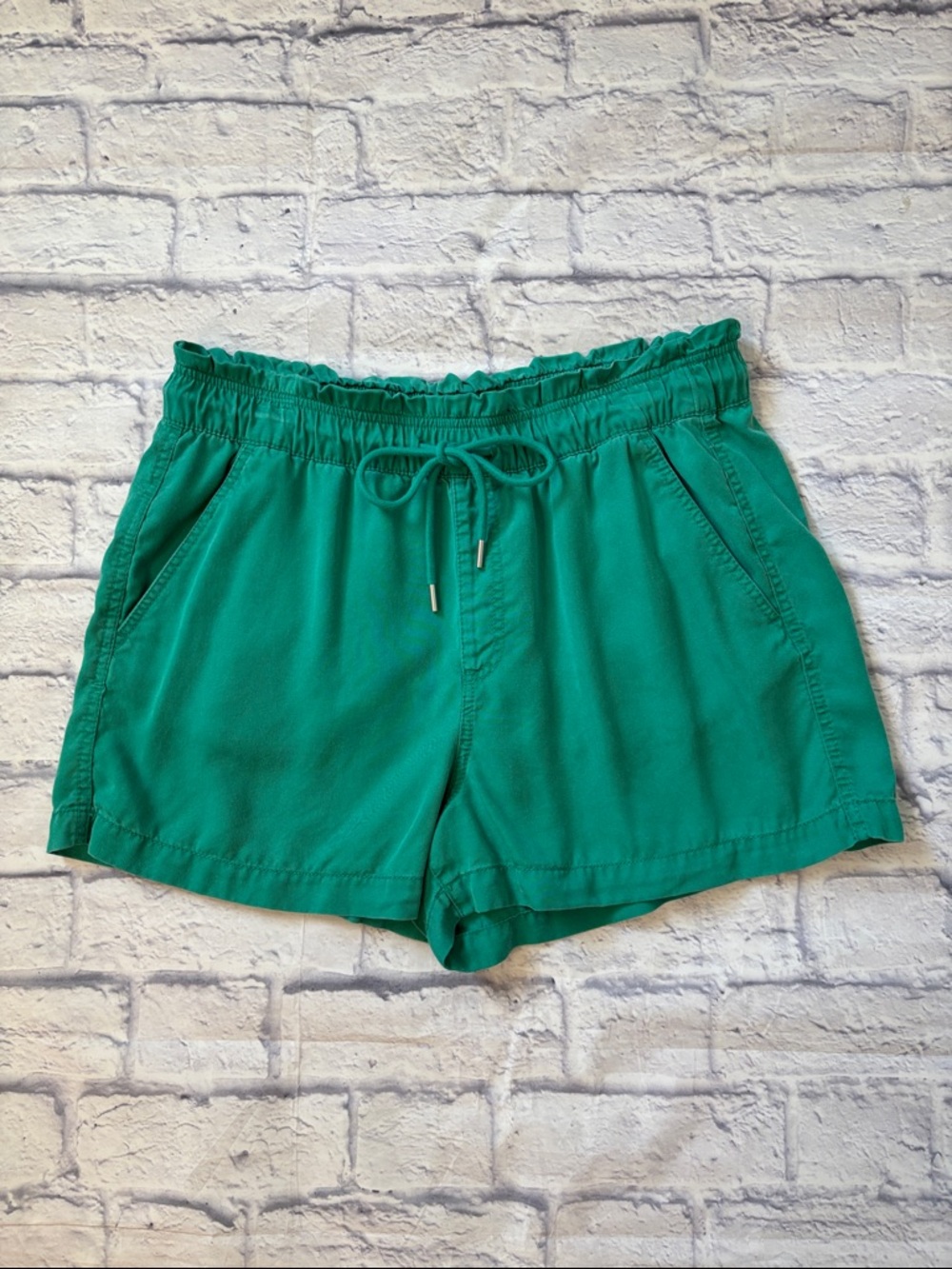 LOFT Green Tie Front Shorts Relaxed Fit Elastic Waistband Size Large